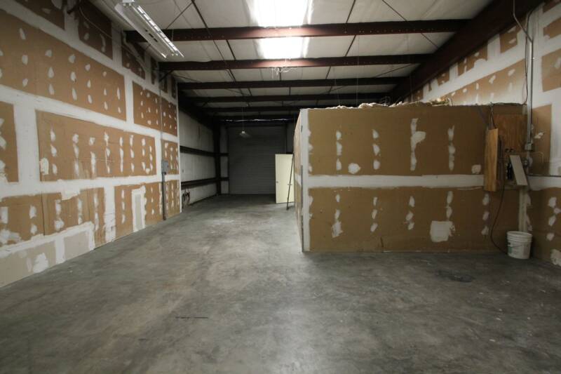 Orlando 32810 commercial, flex and warehouse space for rent, Orlando